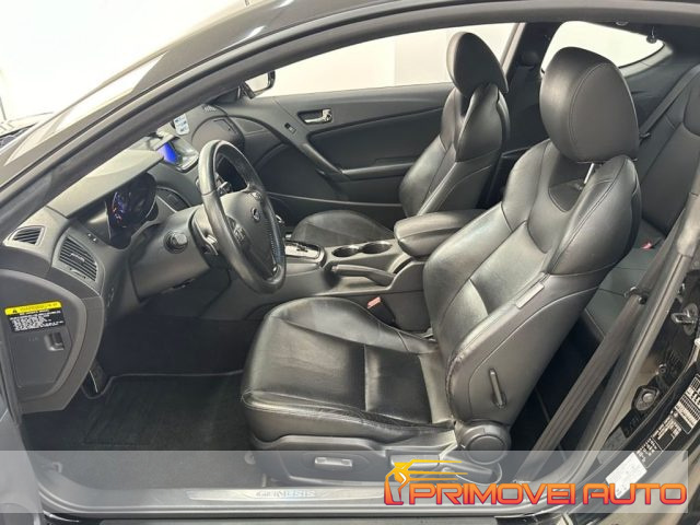 Hyundai Genesis Coupe 3.8 V6 Sport - foto 2 di 4