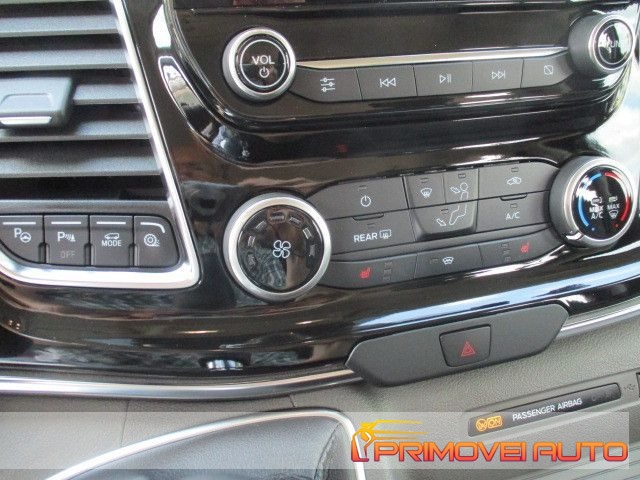 Ford Transit 2.0 EcoBlue 130CV MHEV PC Titanium usato a CASTELNUOVO RANGONE