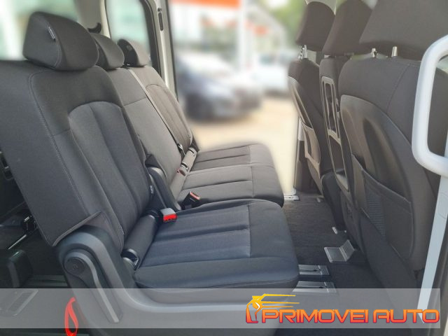 Hyundai STARIA 2.2 AT Trend - foto 3 di 4