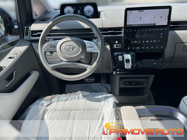 Hyundai STARIA 2.2 AT 7 posti usato a CASTELNUOVO RANGONE