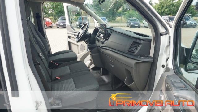 Ford Transit Custom 320 2.0 TDCi PC Combi Trend - foto 2 di 4