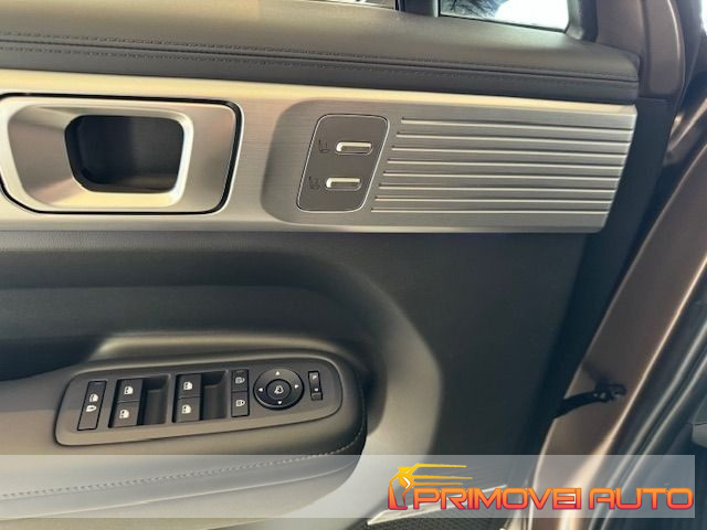 Hyundai SANTA FE 1.6 T-GDi HEV 4WD AT 7 posti XCLASS - foto 3 di 4