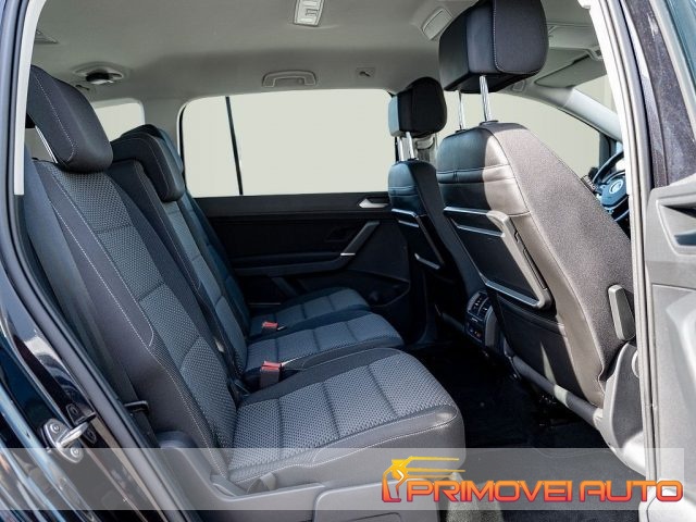 Volkswagen Touran 2.0 TDI 150 CV SCR DSG Comfortline - foto 2 di 4