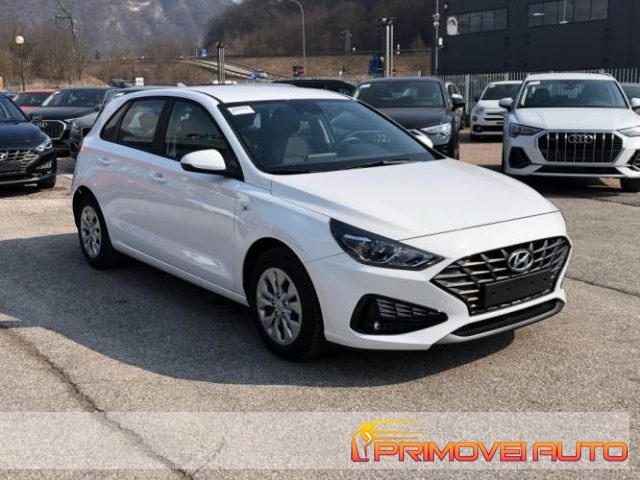 Hyundai i30 1.5 5 porte Classic Plus - foto 4 di 4