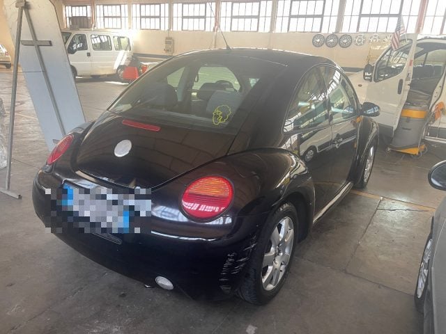 Volkswagen New Beetle 1.9 TDI 101CV Solo persone realmente interessate. - foto 4 di 5
