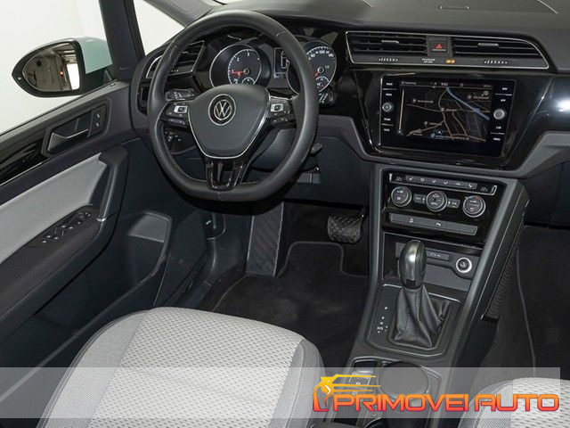Volkswagen Touran 2.0 TDI 150 CV SCR DSG Comfortline usato a CASTELNUOVO RANGONE