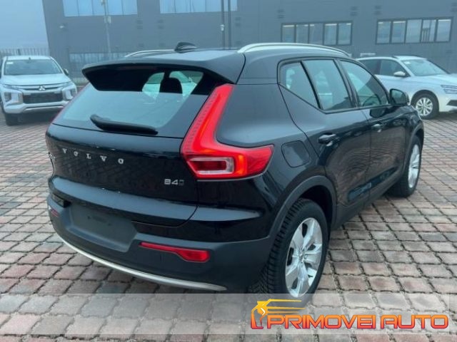 Volvo XC40 B4 AWD Geartronic Momentum Pro usato a CASTELNUOVO RANGONE