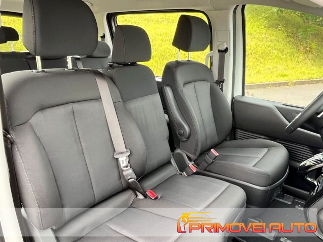 Hyundai STARIA 2.2 AT Trend 9 - foto 2 di 4