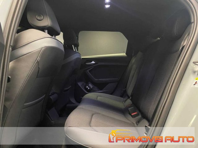 Audi A1 citycarver 30 TFSI Pack S-Line interno usato a CASTELNUOVO RANGONE