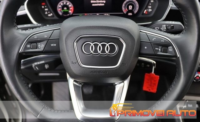 Audi Q3 SPB 35 TFSI S line edition - foto 3 di 4