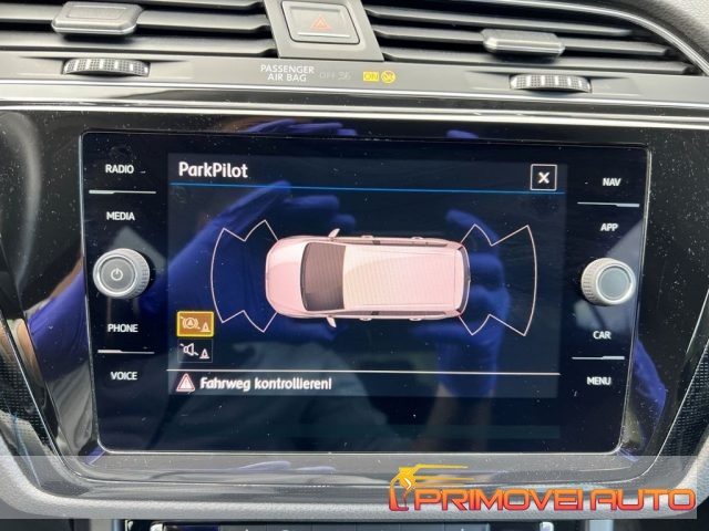 Volkswagen Touran 1.2 TSI Sound BlueMotion Technology - foto 3 di 4