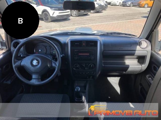 Suzuki Jimny 1.5 DDiS cat 4WD usato a CASTELNUOVO RANGONE