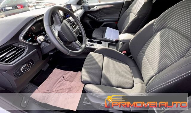 Ford Focus 1.5 EcoBlue 120 CV automatico SW Titanium - foto 3 di 4
