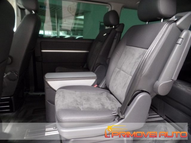 Volkswagen Multivan 2.0 BiTDI 179 CV DSG Highline - foto 3 di 4