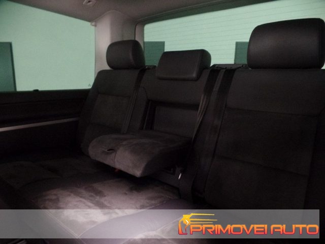 Volkswagen Multivan 2.0 BiTDI 179 CV DSG Highline - foto 4 di 4