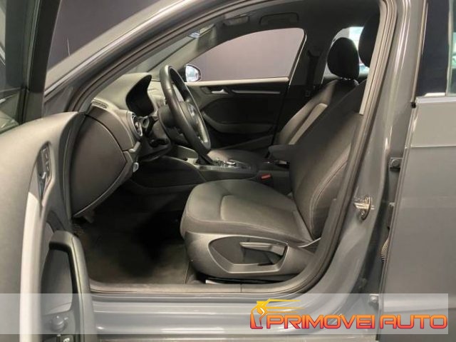 Audi A3 SPB 30 TDI Admired - foto 2 di 4