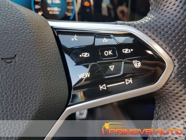 Volkswagen Golf 1.5 TSI 150 CV R-Line usato a CASTELNUOVO RANGONE