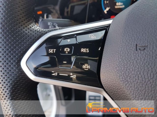 Volkswagen Golf 1.5 TSI 150 CV R-Line - foto 4 di 4