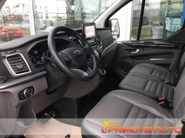 Ford Tourneo Custom 320 2.0 TDCi 130CV PL Titanium - foto 4 di 4