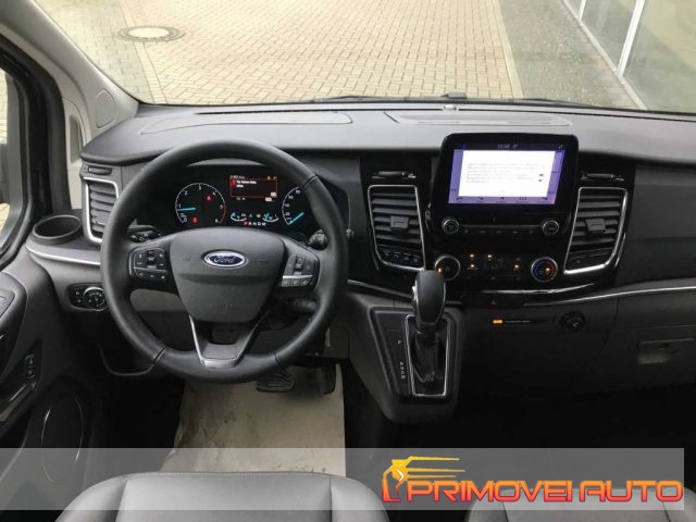 Ford Tourneo Custom 320 2.0 TDCi 130CV PL Titanium usato a CASTELNUOVO RANGONE