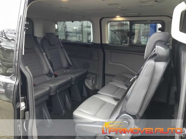 Ford Tourneo Custom 320 2.0 TDCi 130CV PL Titanium usato a CASTELNUOVO RANGONE