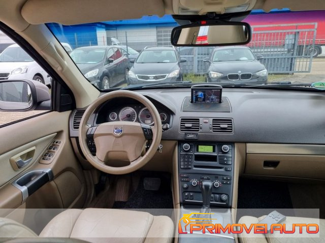 Volvo XC90 D5 AWD Geartronic usato a CASTELNUOVO RANGONE