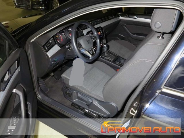 Volkswagen Passat Variant 1.5 TSI ACT Business - foto 2 di 4