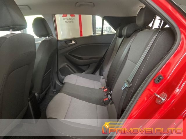 Hyundai i20 1.2 84 CV 5 porte - foto 2 di 4