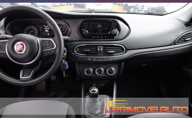 Fiat Tipo 1.0 5 porte - foto 2 di 4