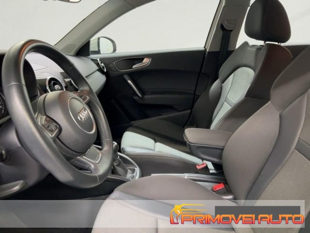 Audi A1 SPB 1.0 82CV TFSI Sport - foto 2 di 4