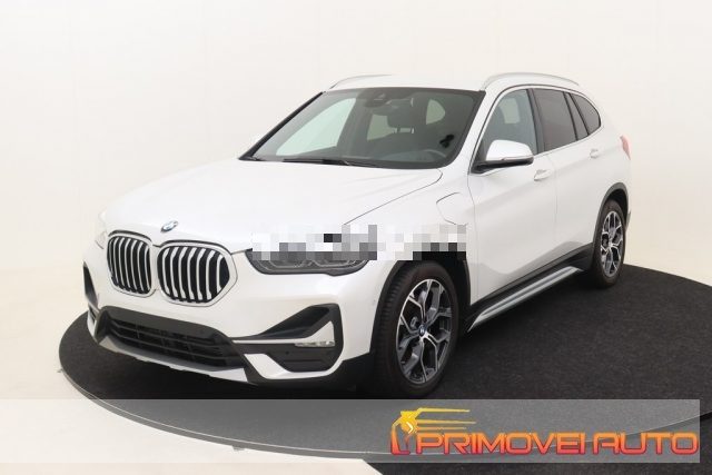 BMW X1 xDrive25e xLine - foto 3 di 4