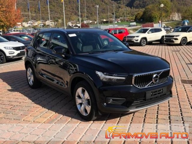 Volvo XC40 B4 AWD Geartronic Momentum Pro - foto 4 di 4
