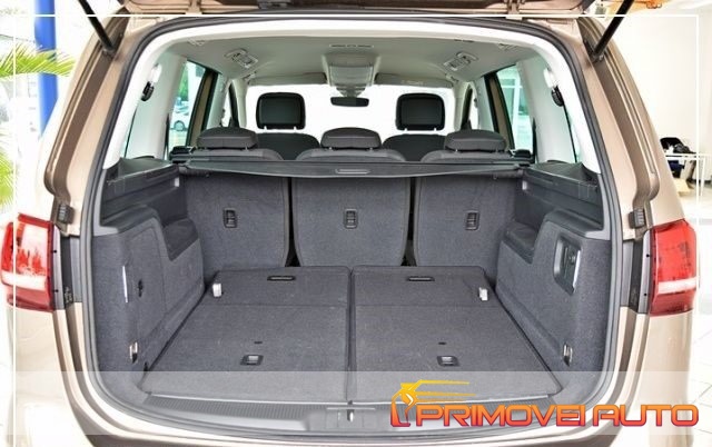 Volkswagen Sharan 2.0 TDI 150 CV SCR DSG Comfortline usato a CASTELNUOVO RANGONE