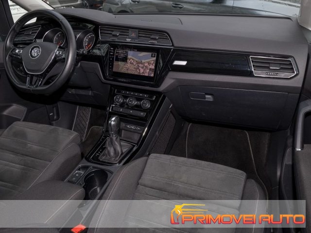 Volkswagen Touran 1.5 TSI EVO DSG R-Line BlueMotion Technology - foto 2 di 4