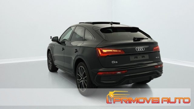 Audi Q5 SPB 35 TDI S tronic S line - foto 4 di 4