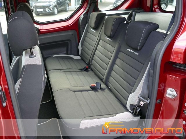 Dacia Dokker Stepway 1.3 TCe 130CV - foto 3 di 4