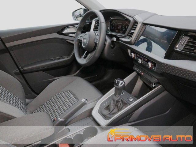 Audi A1 SPB 40 TFSI S tronic S line - foto 3 di 4