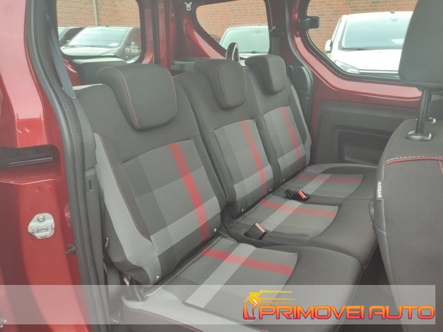 Dacia Dokker Stepway 1.6 8V 110CV GPL - foto 3 di 4