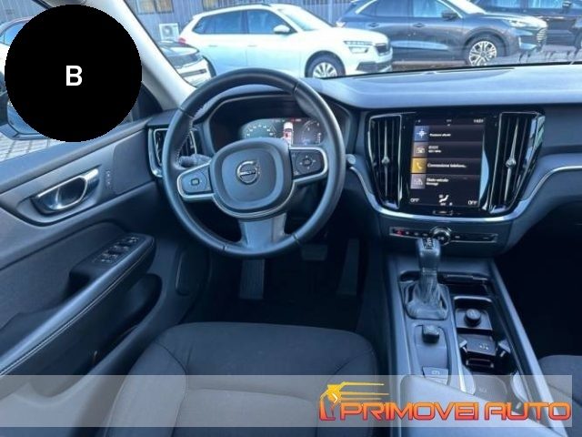 Volvo V60 D3 Geartronic Business usato a CASTELNUOVO RANGONE