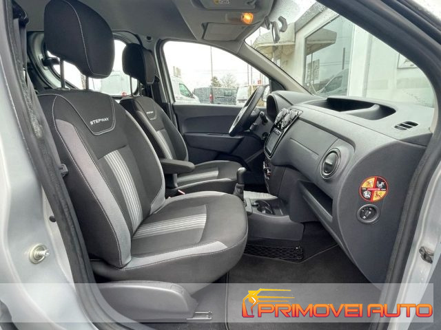 Dacia Dokker Stepway 1.6 8V 102CV GPL - foto 2 di 4