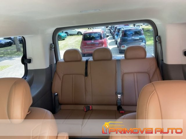 Hyundai STARIA 2.2 AT 7 POSTI - foto 3 di 4