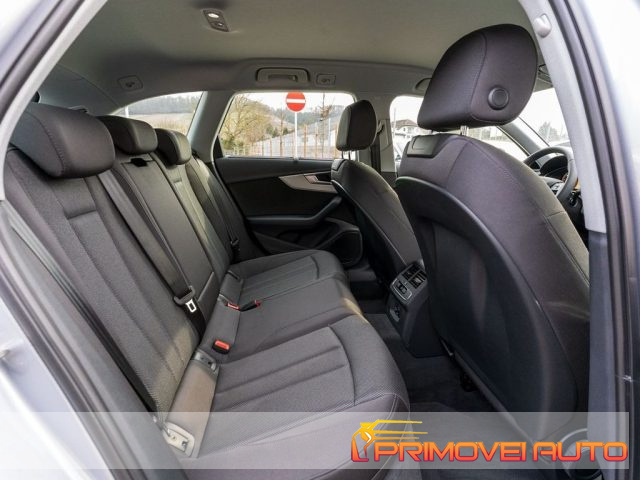 Audi A4 Avant 40 TDI S TRONIC - foto 3 di 4
