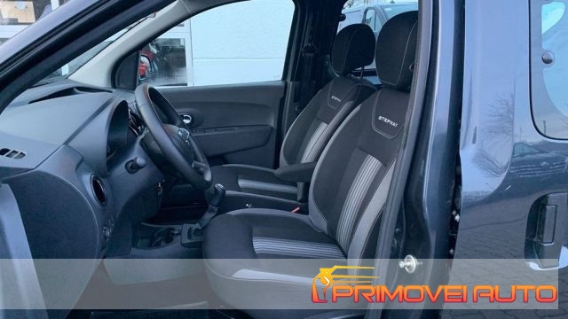 Dacia Dokker Stepway 1.6 8V 102CV - foto 3 di 4