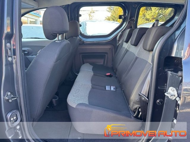 Dacia Dokker 1.6 8V 100CV Essential - foto 4 di 4