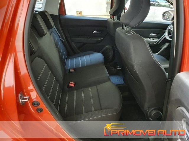 Dacia Duster 1.0 TCe GPL 4x2 Comfort - foto 2 di 4