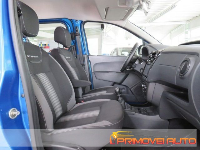 Dacia Dokker Stepway 1.5 Blue dCi 8V 95CV - foto 2 di 4