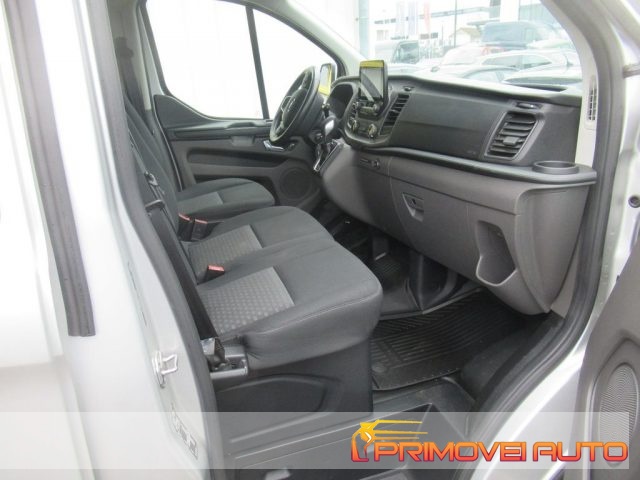 Ford Transit Custom 320 2.0 TDCi 130 aut. PC Combi Trend usato a CASTELNUOVO RANGONE
