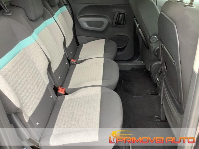 Citroen Berlingo PureTech 130 Stop&Start EAT8 M Shine - foto 2 di 4