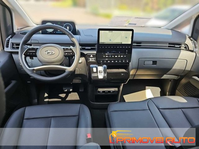 Hyundai STARIA 2.2 AT AWD 9 posti Prime km 0 a CASTELNUOVO RANGONE