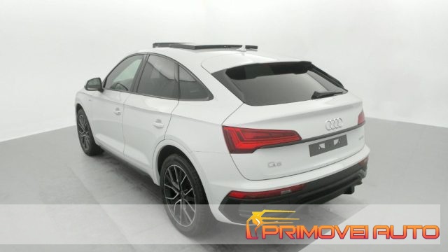Audi Q5 SPB 35 TDI S tronic S line - foto 4 di 4